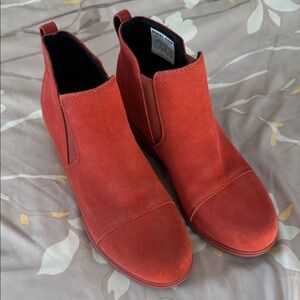 Sorel Women's Vibrant Red Ankle Booties